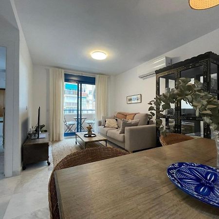 Calu Homes Cerca Playa De Huelin Малага Экстерьер фото